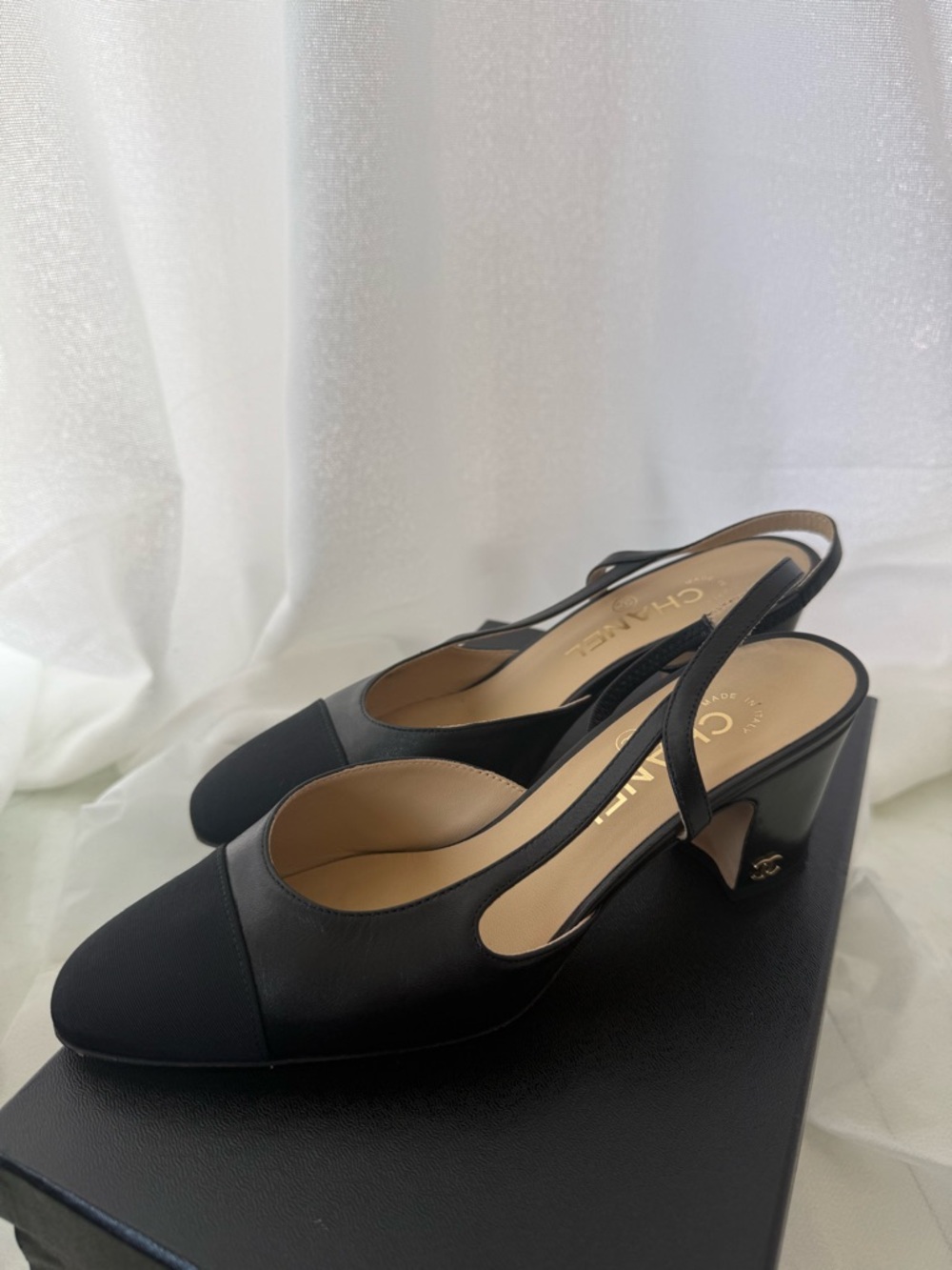 CHANEL Black Two-Tone Slingback Block Heel Pumps
